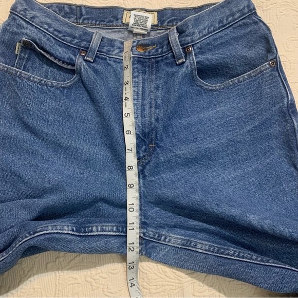 L.L Bean Classic Fit Men’s Straight Leg Medium Wash 100% Cotton Denim Jeans - Picture 4 of 5